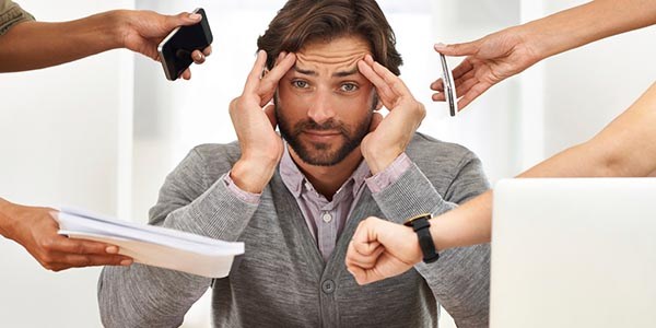 Stress kéo dài cũng gây rối loạn nội tiết tố ở nam giới 